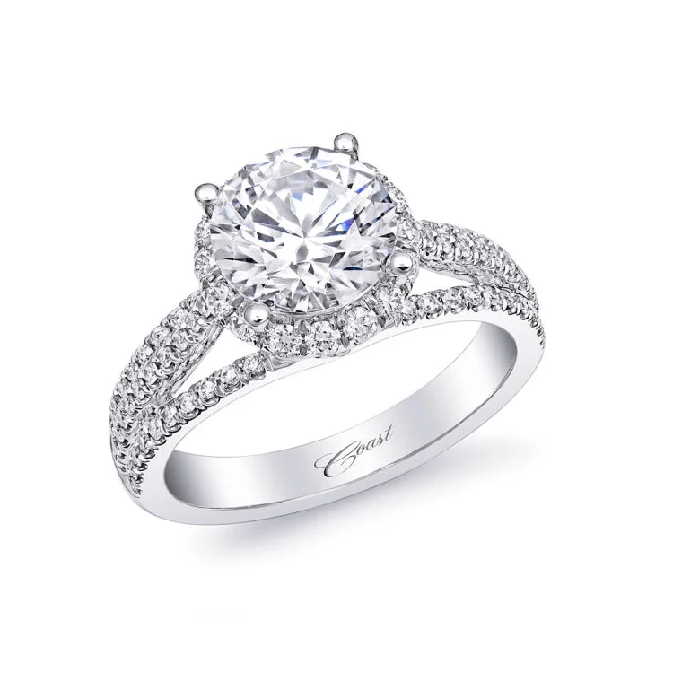 14 KT Engagement ring in White Gold