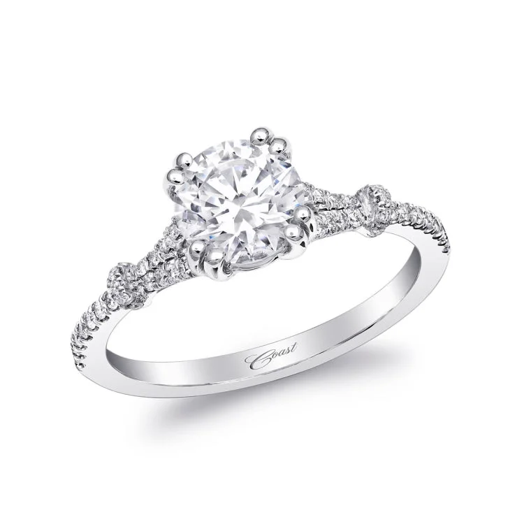 14 KT Engagement ring in White Gold