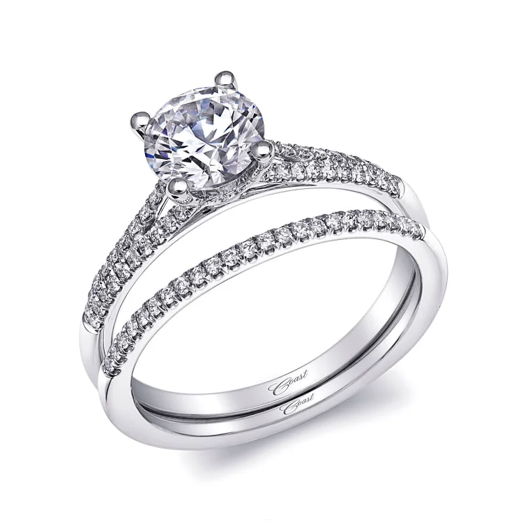 14 KT Engagement ring in White Gold