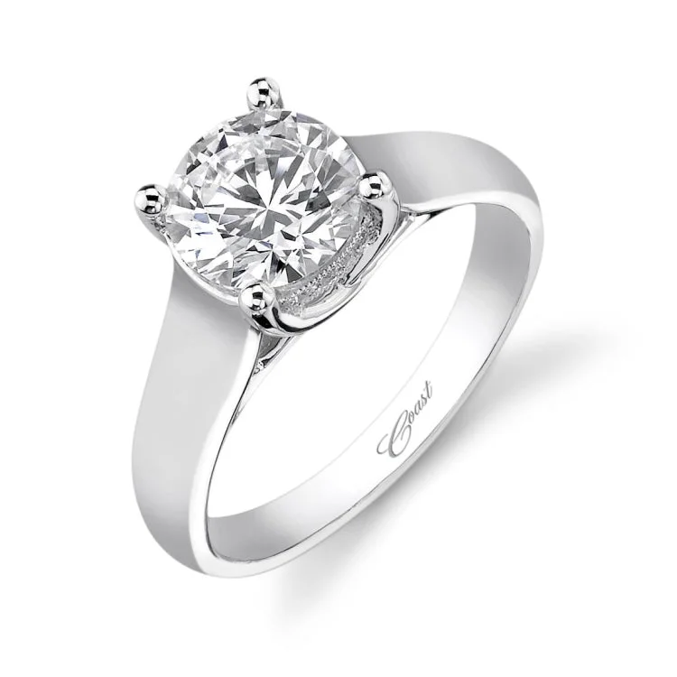 14 KT Engagement ring in White Gold