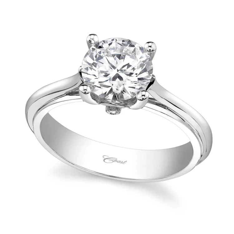 14 KT Engagement ring in White Gold