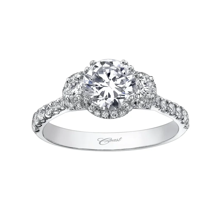 14 KT Engagement ring in White Gold