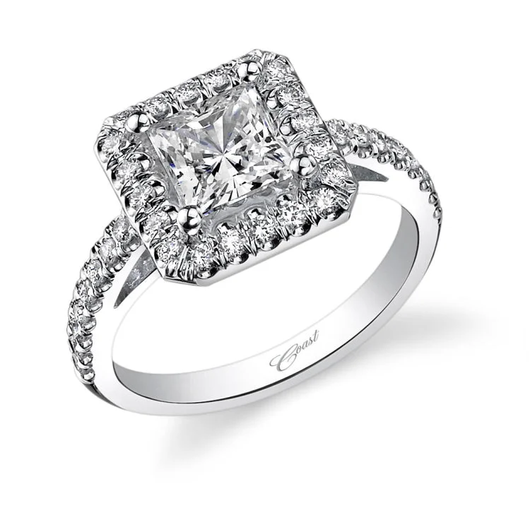 14 KT Engagement ring in White Gold