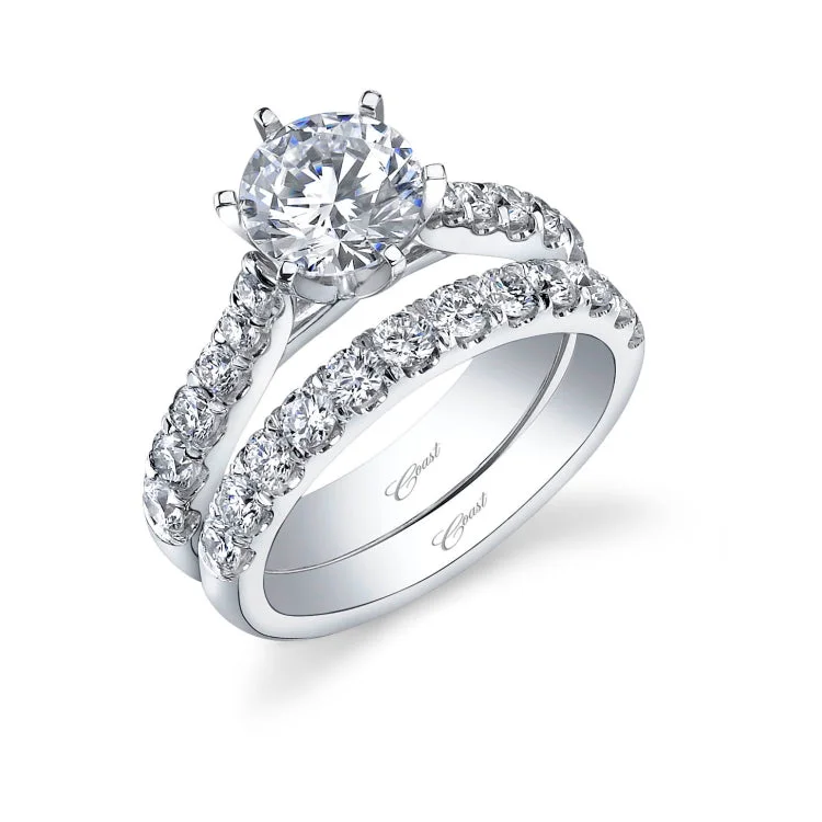 14 KT Engagement ring in White Gold