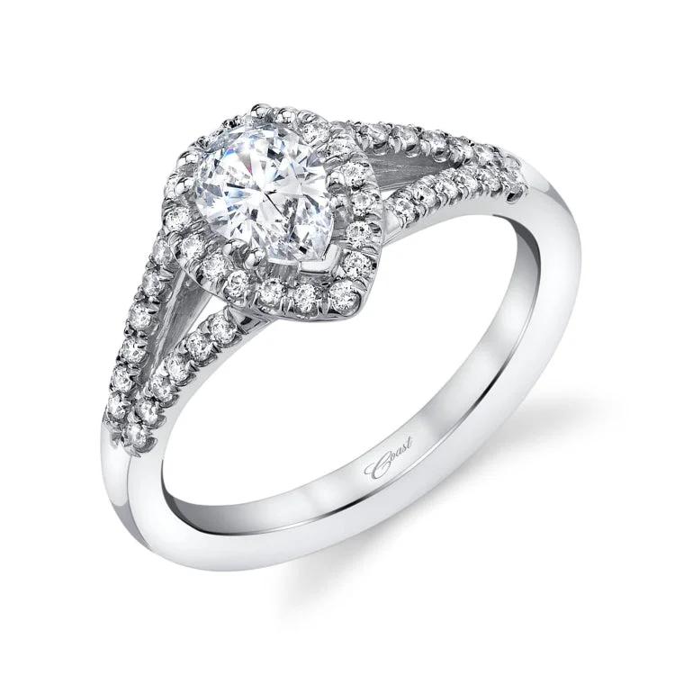 14 KT Engagement ring in White Gold