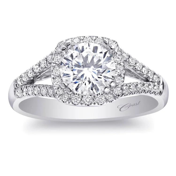 14 KT Engagement ring in White Gold