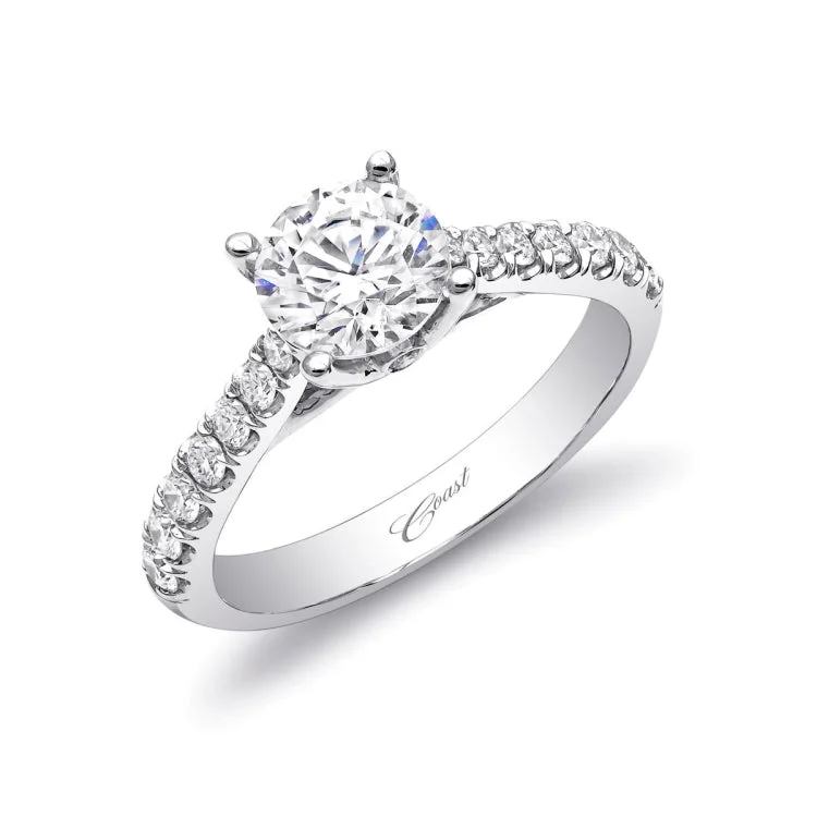 14 KT Engagement ring in White Gold