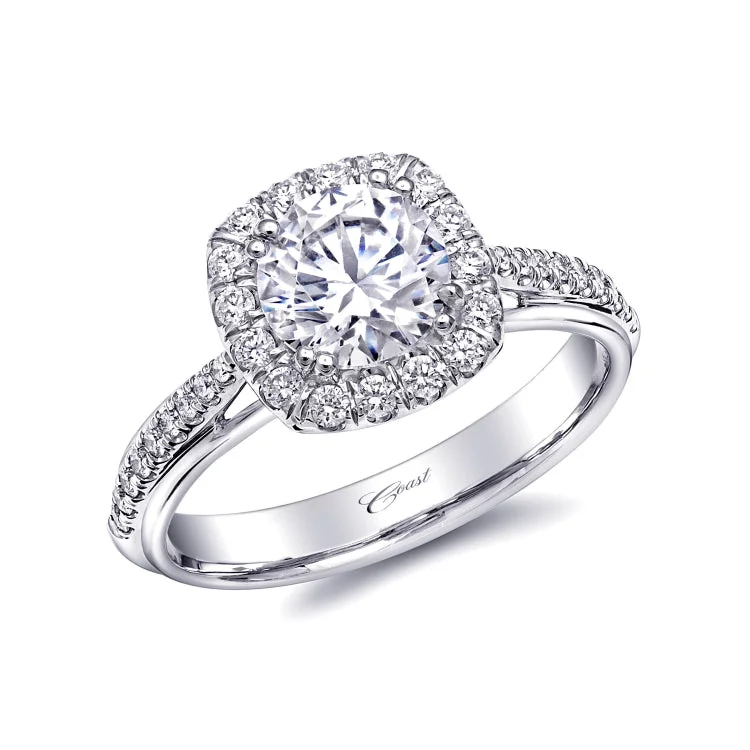 14 KT Engagement ring in White Gold