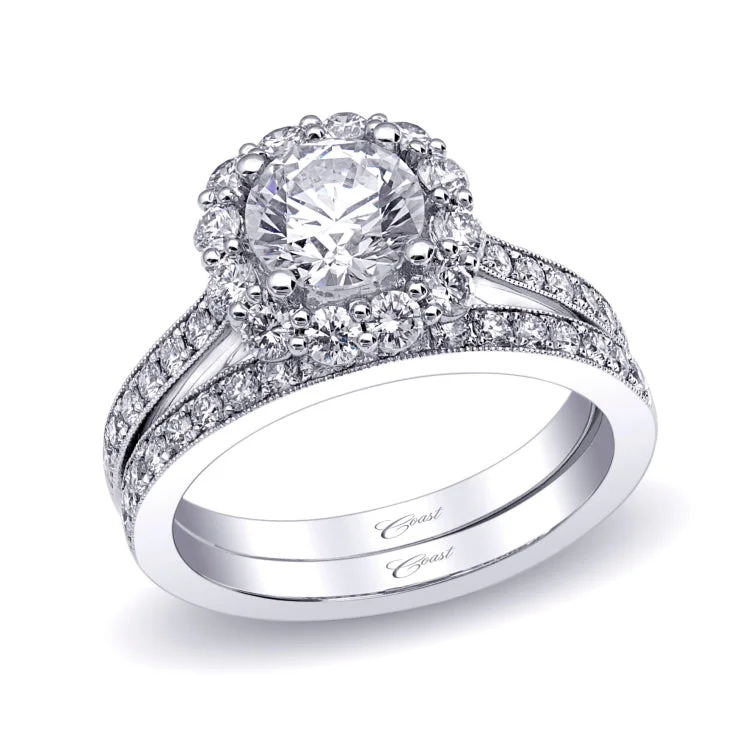 14 KT Engagement ring in White Gold