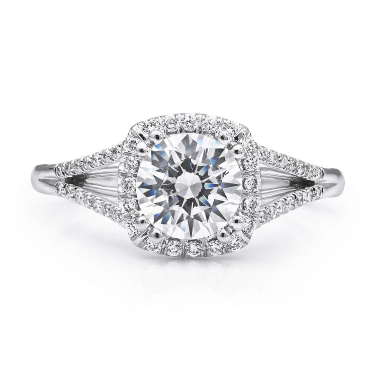 14 KT Engagement ring in White Gold