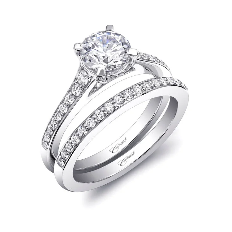 14 KT Engagement Ring in White Gold