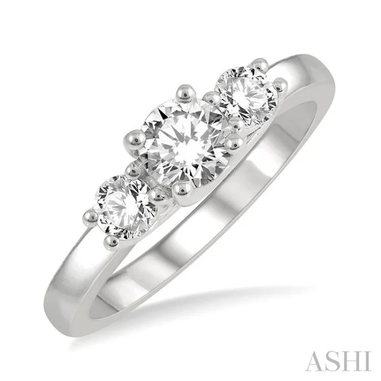 3/4 ctw Round Cut Diamond Three-Stone Ring in 14K White Gold