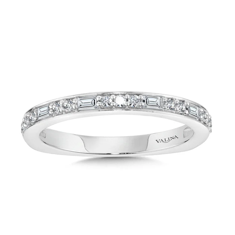 Baguette-Accented Straight Diamond Wedding Band