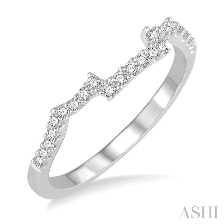 1/5 Ctw Round Cut Diamond Wedding Band in 14K White Gold