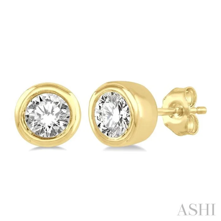 1/10 ctw Bezel Round Cut Diamond Petite Stud Earring in 10K Yellow Gold