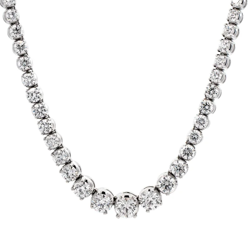 18K White Gold Graduated Diamond Tennis Necklace