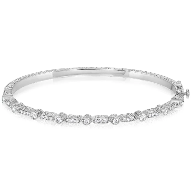 PENNY PREVILLE Classic Diamond Bangle